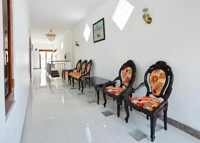 RedDoorz Syariah At Elga Sastro Inn Malioboro